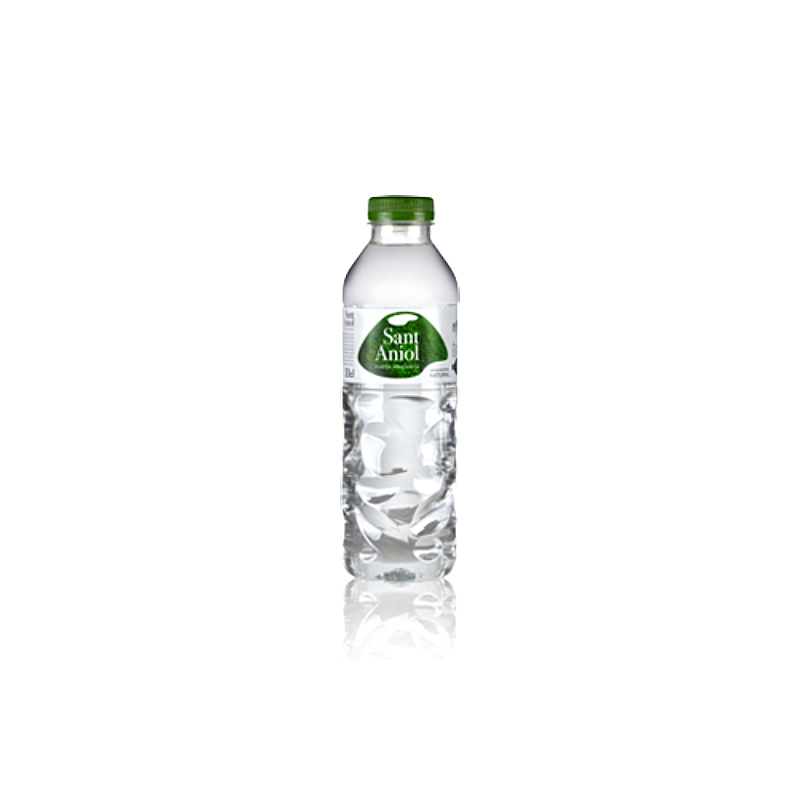 Agua mineral natural