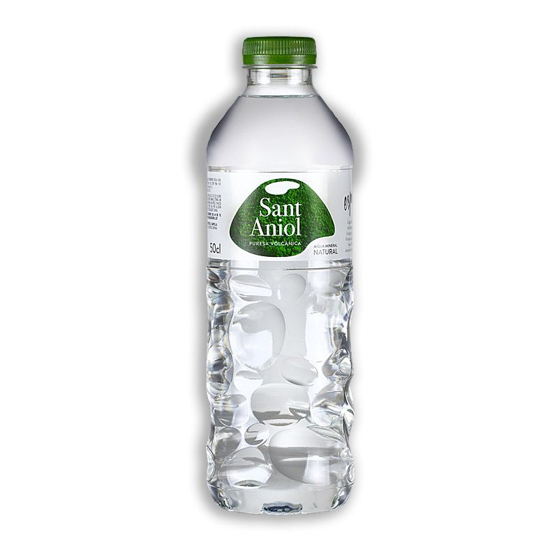 Agua mineral natural